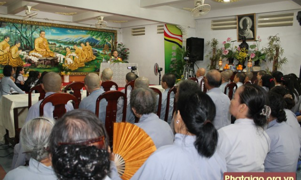 Tp.HCM: Sư cô Hương Nhũ thuyết giảng tại chùa Phước Hải