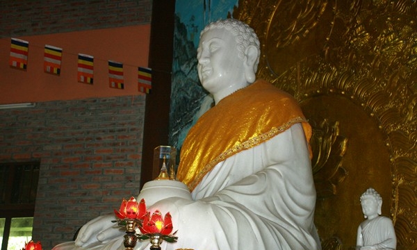 Hà Nội: Sự “nổi bật” lễ Phật đản tại chùa Nam Thiên