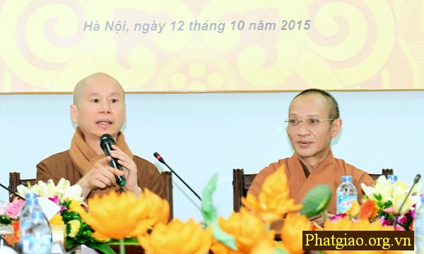 TT.Thích Chân Quang cung cấp thông tin cho báo chí về Hội trại TNPT toàn quốc