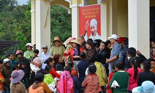 Quảng Trị: Chùa Phổ Hiền, Pháp Hội cứu trợ đồng bào dân tộc Vân Kiều