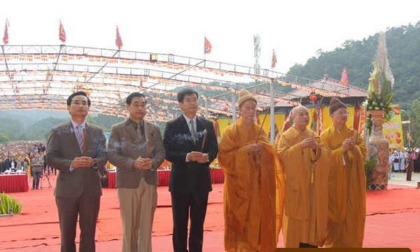Quảng Ninh, Tiền Giang: Lễ tưởng niệm 707 năm Phật hoàng Trần Nhân Tông nhập Niết bàn