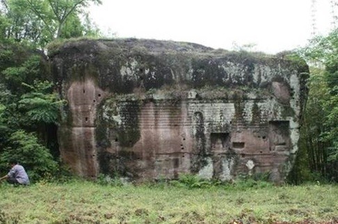Tảng đá ngàn vị Phật 1000 năm tuổi ở Trung Quốc có nguy cơ biến mất