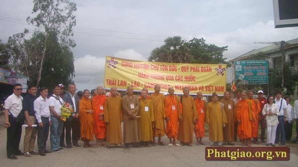 Phật giáo 5 quốc gia trên dòng Mê Kông giao lưu tại thị xã Hà Tiên