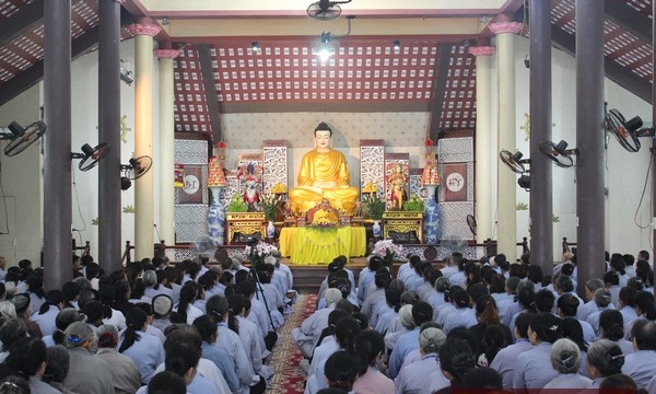 Hà Nội: Gần 1000 phật tử tham dự khóa tu “Một ngày an lạc” chùa Hòa Phúc