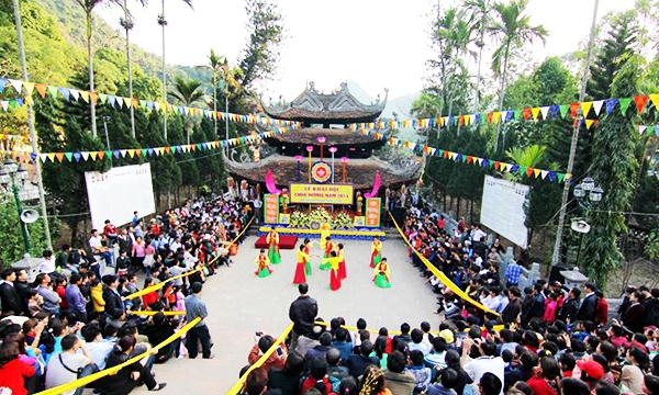 Nhiều điểm mới tại lễ hội Chùa Hương 2018