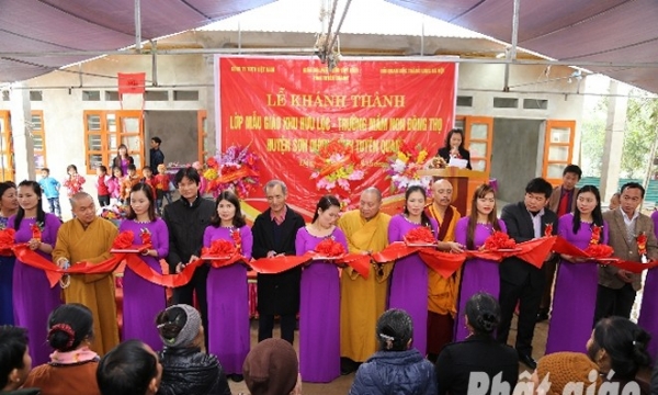 Tuyên Quang: Bàn giao nhà dạy học cho trường Mầm non Hữu Lộc