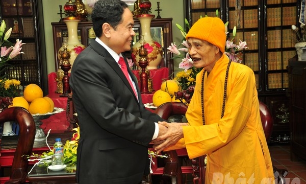 Thư chúc mừng Phật đản PL.2562 của Chủ tịch Uỷ ban T.Ư MTTQVN