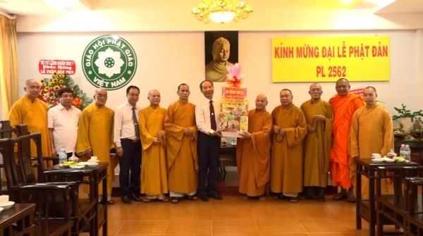 Tp.HCM: Ban Tôn giáo Chính phủ chúc mừng Phật đản T.Ư Giáo hội