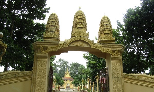 Trầm mặc chùa Tòa Sen, Vĩnh Long
