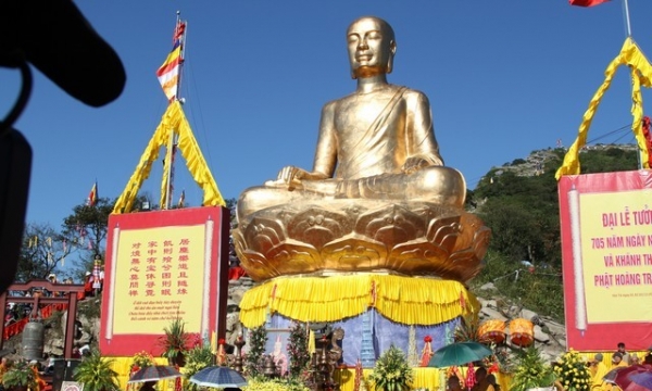 Quảng Ninh: Đại lễ tưởng niệm 705 năm ngày nhập Niết bàn và khánh thành tượng Phật hoàng Trần Nhân Tông