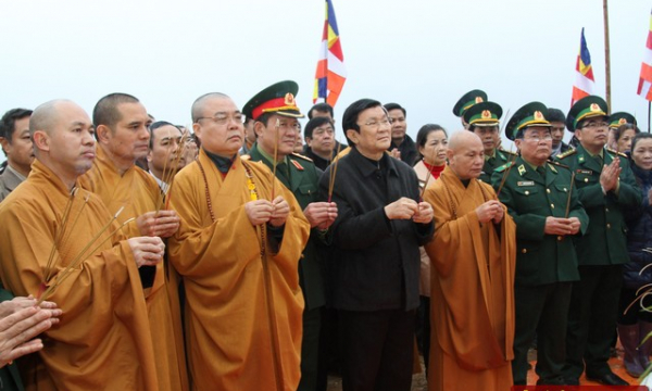 Chủ tịch nước Trương Tấn Sang thăm chùa Phật Tích Trúc Lâm Bản Giốc