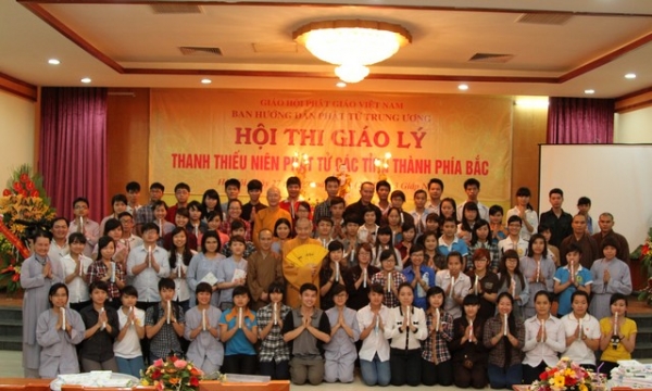 Hà Nội: Hơn 400 TTN phật tử phía Bắc sôi nổi tham gia thi giáo lý