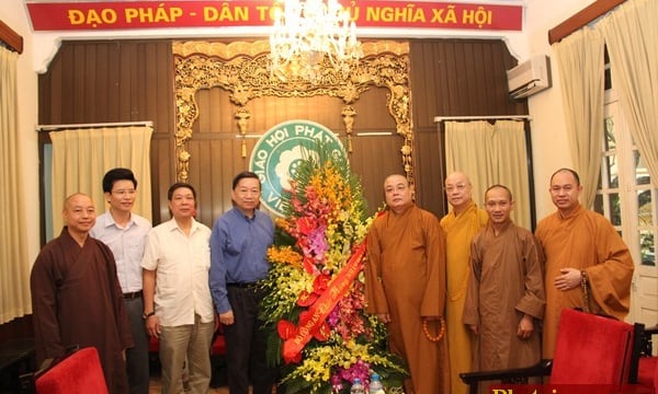 Hà Nội: Bộ Công an chúc mừng GHPGVN nhân mùa Vu Lan báo hiếu