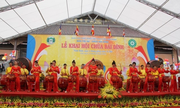 Khai hội chùa Bái Đính 2015