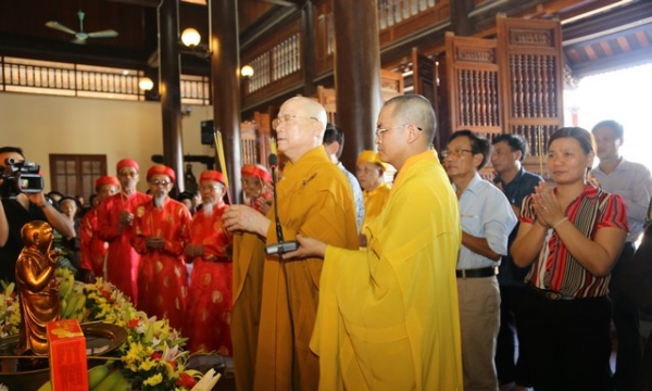 Hà Nội: Chùa Linh Quang, chùa Đại Bi tổ chức Phật Đản