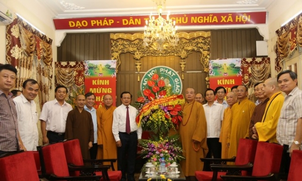 Hà Nội: Lãnh đạo Giáo hội đón tiếp các đoàn chúc mừng Phật Đản 2015