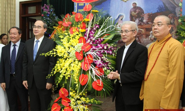 HT.Thích Thanh Nhiễu chúc mừng Ủy ban Đoàn kết Công giáo Việt Nam