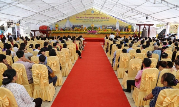 Lào Cai: Đại lễ cầu Quốc thái dân an, đúc tượng Quan Thế Âm Bồ Tát