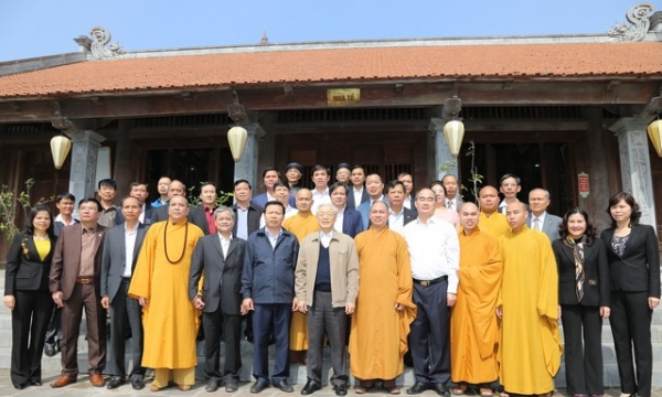 TBT Nguyễn Phú Trọng thăm chùa Phật Tích