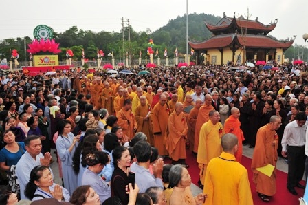 Hơn 2000 năm Phật giáo đồng hành cùng dân tộc