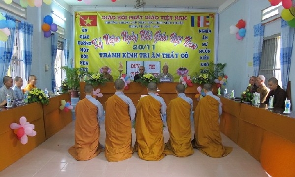 Trường TCPH Ninh Thuận kỷ niệm Ngày Nhà giáo VN 