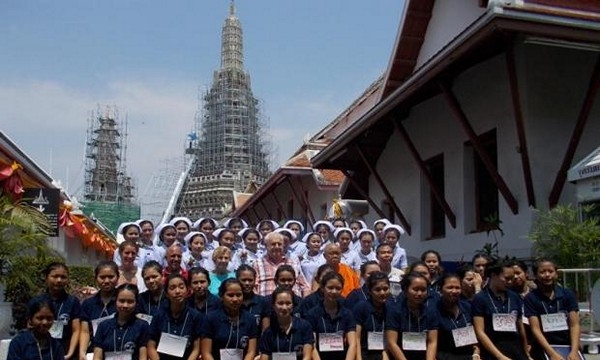Doanh nhân Indonesia và sáng kiến giáo dục Phật giáo ở Thái Lan