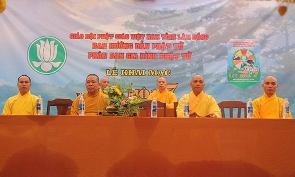 Lâm Đồng: Hội trại họp bạn Lục Hòa lần thứ VII tại chùa Linh Phúc
