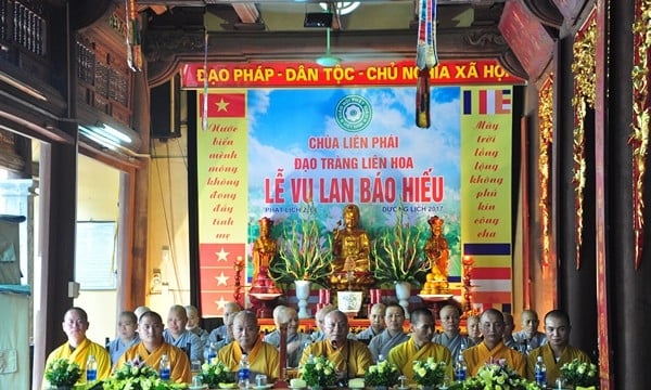 Hà Nội: Lễ Vu Lan Báo hiếu tại chùa Liên Phái