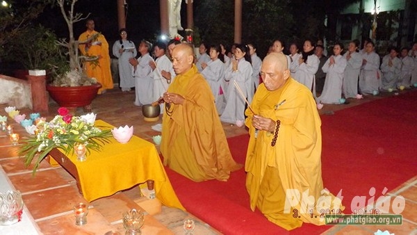 Q.Nam, K.Hòa, L.Đồng, T.Giang: Mừng ngày vía Phật A Di Đà; An vị tượng Phật