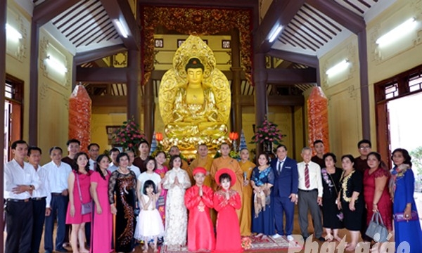 Tp.HCM: Lễ hằng thuận tại chùa Phổ Quang