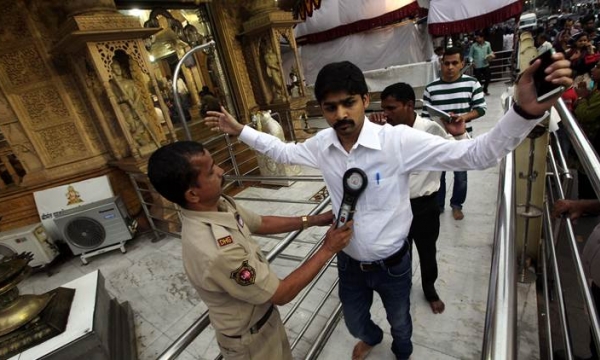 Phát hiện hai quả bom tại Bồ đề Đạo tràng, Ấn Độ