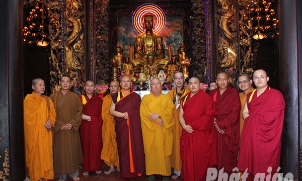 Tiền Giang: Thường trực BTS tiếp đoàn Phật giáo Bhutan