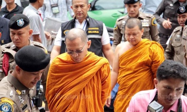 Thái Lan: Chính quyền mạnh tay xử lý tăng sĩ tham nhũng, hư hỏng
