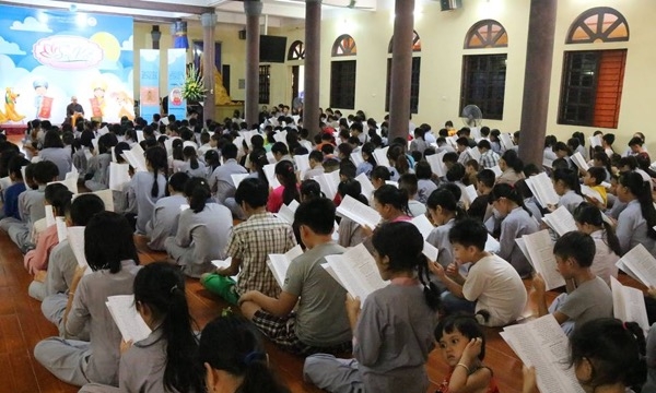 Hà Nội: Khóa tu thiếu nhi “Uơm mầm sen Việt” tại chùa Hòa Phúc