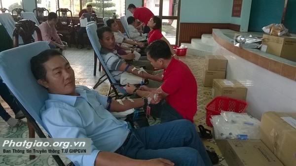 Sóc Trăng: Người dân tham gia hiến máu tình nguyện