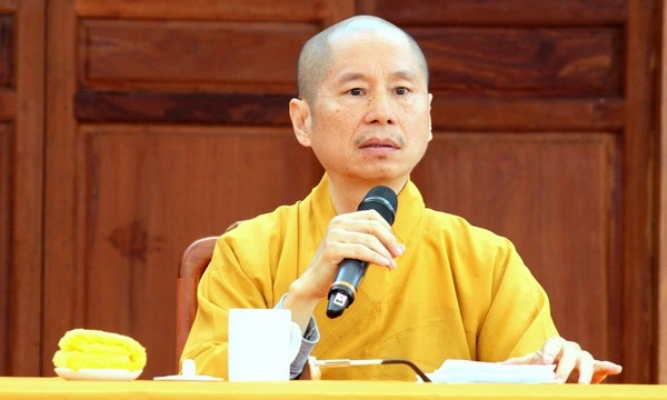 Thượng tọa Thích Chân Quang thuyết giảng tại chùa Hoằng Phúc
