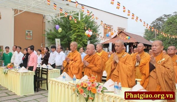 Bình Dương, Quảng Nam: PG các huyện, thị chào mừng Đại lễ Phật đản PL.2560