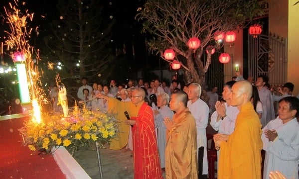 Khánh Hòa: Lễ Khai kinh Khánh đản và lễ tắm Phật ở chùa Bảo Phước