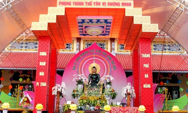 TT.Thích Chân Quang thuyết giảng pháp thoại “Đạo Phật kiến tạo Hòa bình Thế giới”