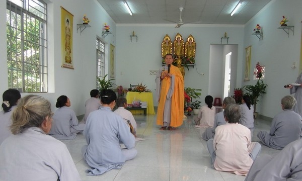 Khánh Hòa, Thái Bình: Đố vui Phật pháp; lễ tri ân