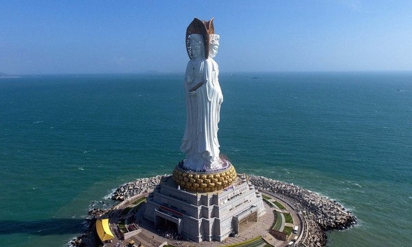 Trung Quốc: Tượng Quan Âm Nam Hải cao nhất thế giới, hút khách du lịch