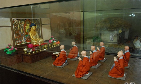 Mùa Phật đản Thiền trà đạo hòa tấu cùng tiếng hát truyền thống Hàn Quốc