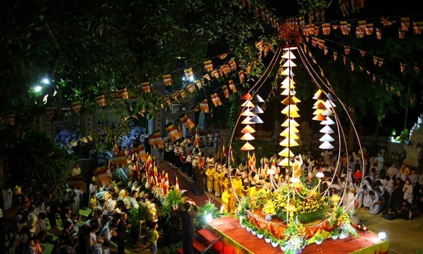 Các tỉnh/thành trên cả nước tổ chức Đại lễ Phật Đản PL.2561 (P.4)
