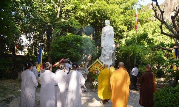 Khánh Hòa: Tưởng niệm Bồ tát Thích Quảng Đức; Khánh thành chùa Linh Sơn Pháp Ấn