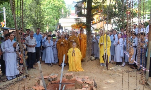 Quảng Nam: Lễ đúc tượng Phật; PG Duy Xuyên tổ chức khóa tu