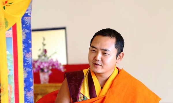 Đức Gyalwa Dokhampa: Tiểu sử và công hạnh