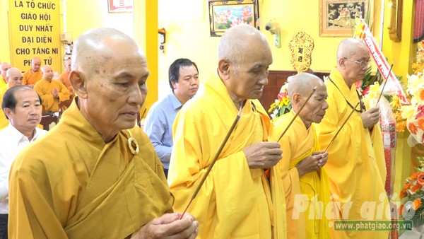 Đồng Tháp: Tưởng niệm 709 năm Phật hoàng Trần Nhân Tông nhập Niết bàn