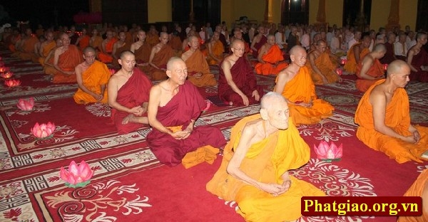 Đồng Nai: Lễ dâng y tắm mưa và nhập hạ an cư Phật giáo Nam tông