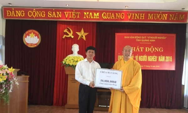 Quảng Ninh: Chùa Ba Vàng ủng hộ quỹ 'Vì người nghèo'