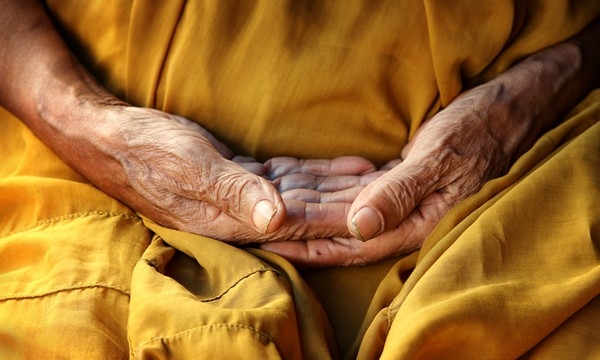Phật dạy tu trong lúc bệnh hoạn đau yếu